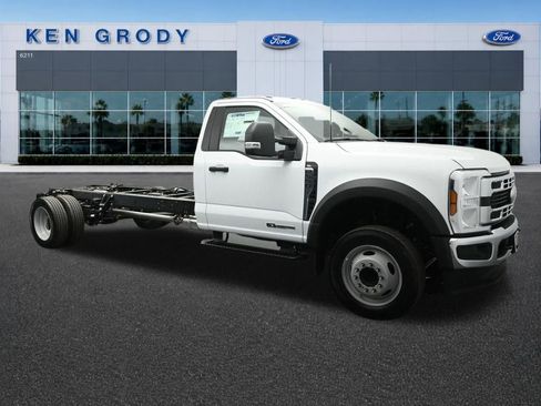 New 2026 Ford F550 2WD Regular Cab Super Duty image 1