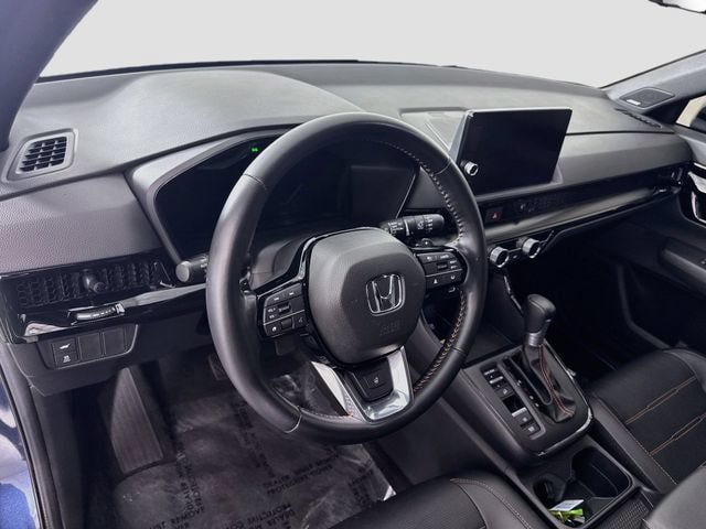 Used 2025 Honda CR-V Sport Touring image 9