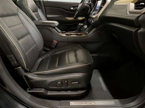 Used 2018 GMC Acadia Denali w/ Technology Package FWD image 95