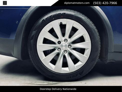 Used 2018 Tesla Model X 75D AWD/4WD image 21