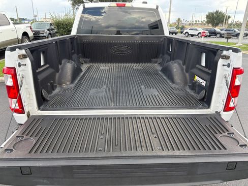 Used 2022 Ford F150 XL w/ Equipment Group 101A High RWD image 4