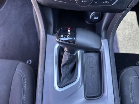 Used 2023 Dodge Charger R/T w/ Harman/Kardon Audio Group RWD image 16