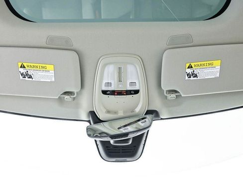 Certified 2024 Volvo XC90 B5 Plus w/ Protection Package Premier AWD/4WD image 20