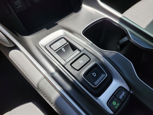 Used 2019 Honda Accord Touring image 36