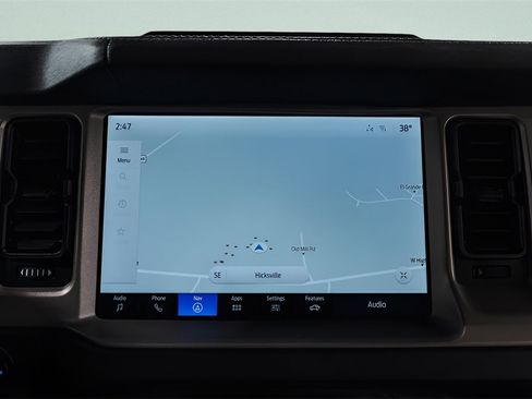 Used 2025 Ford Bronco Outer Banks image 17