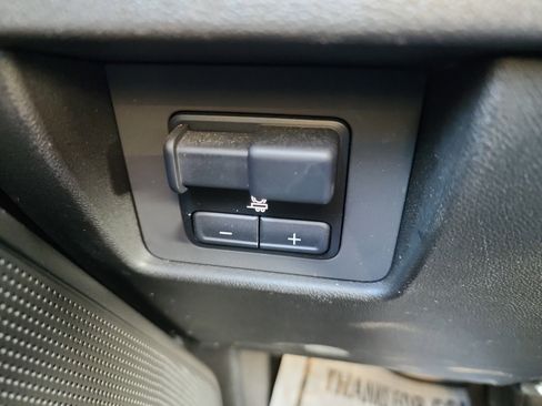 Certified 2023 Chevrolet Colorado LT image 19