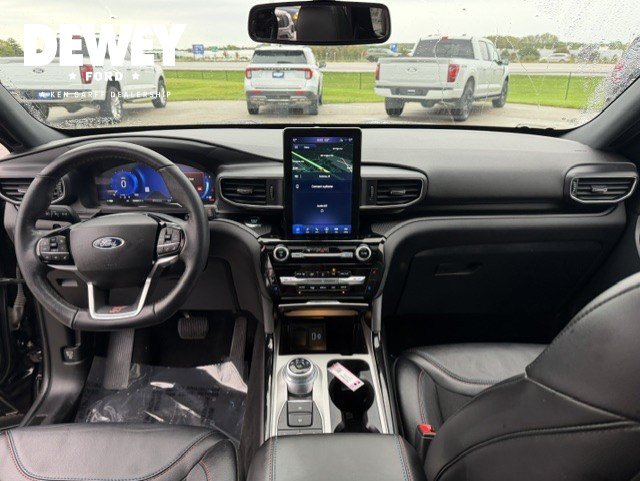 Used 2023 Ford Explorer ST w/ Equipment Group 401A AWD/4WD image 29