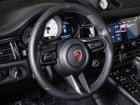 Certified 2026 Porsche Macan Turbo AWD/4WD image 18