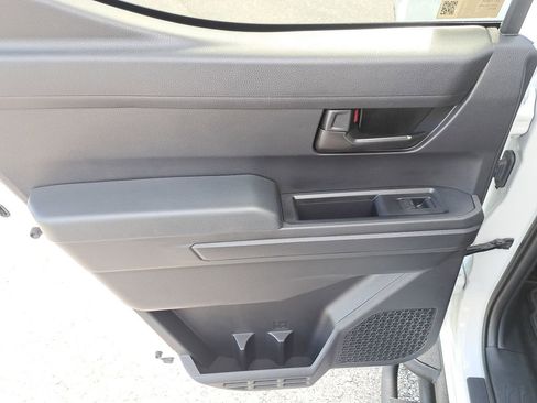 Certified 2024 Toyota Tacoma SR5 image 7