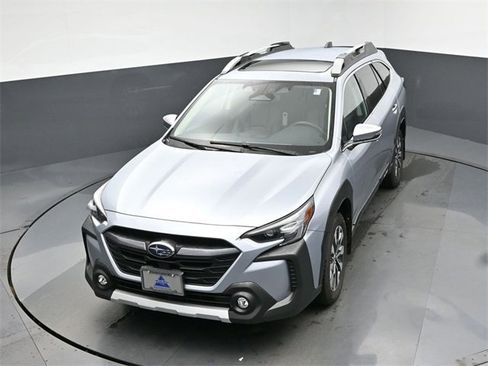 Used 2023 Subaru Outback Touring XT image 44