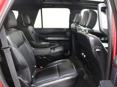 Used 2020 Ford Expedition XLT w/ Equipment Group 202A image 28