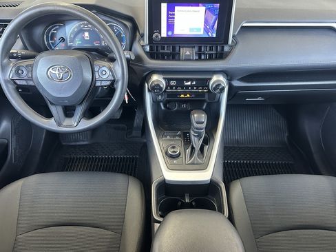 Certified 2023 Toyota RAV4 LE AWD/4WD image 12