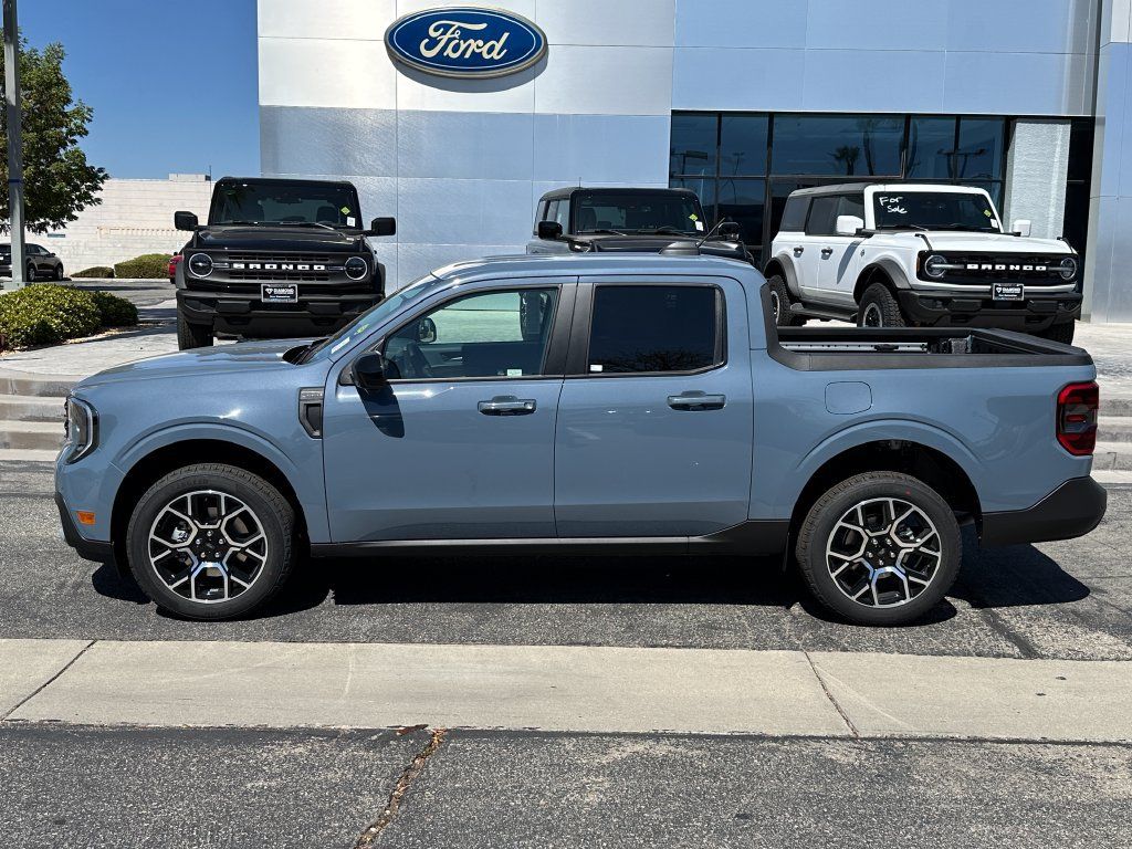 New 2026 Ford Maverick Lariat w/ 4K Tow Package AWD/4WD image 3