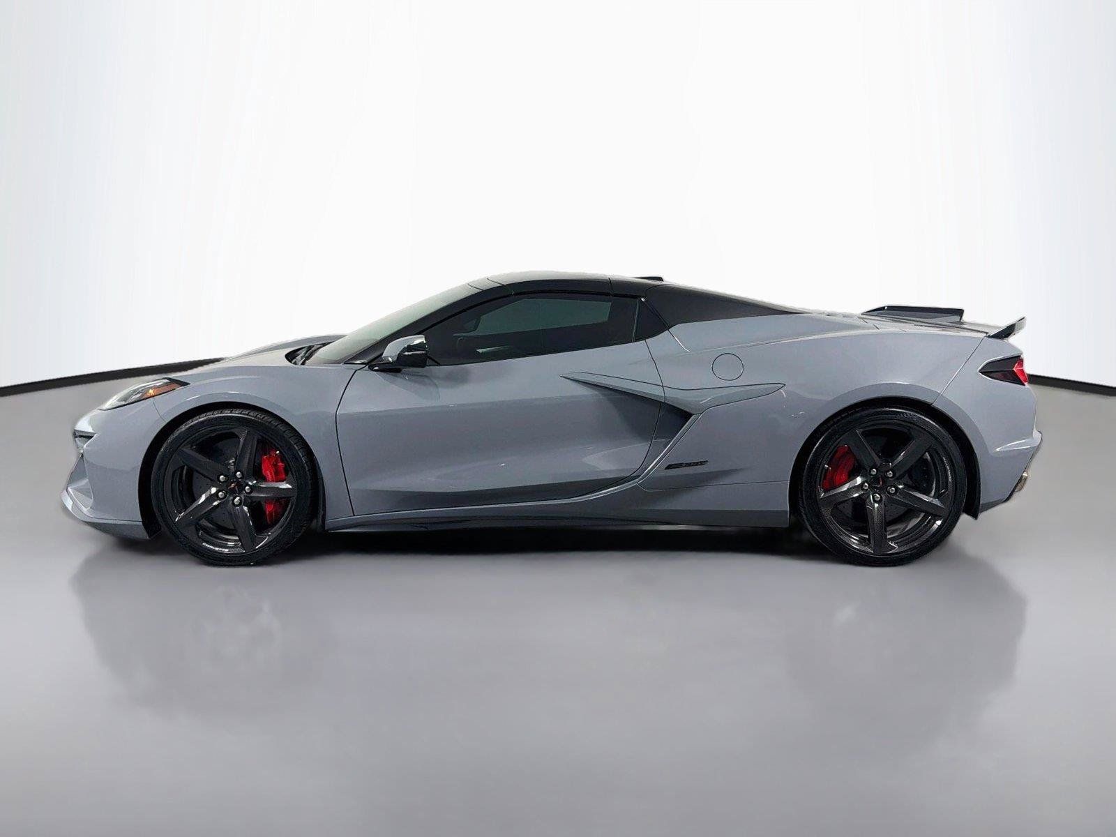 Used 2025 Chevrolet Corvette E-Ray w/ Battery Protection Package AWD/4WD image 2