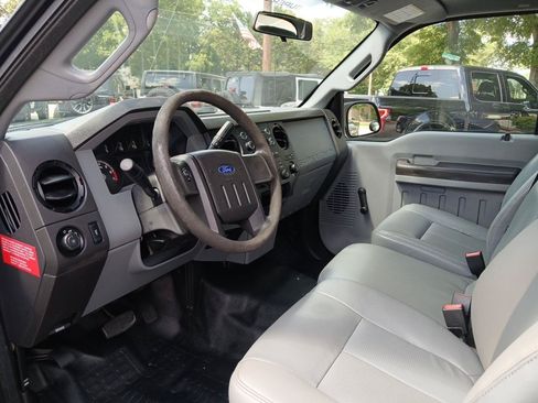 Used 2015 Ford F250 XL RWD image 16