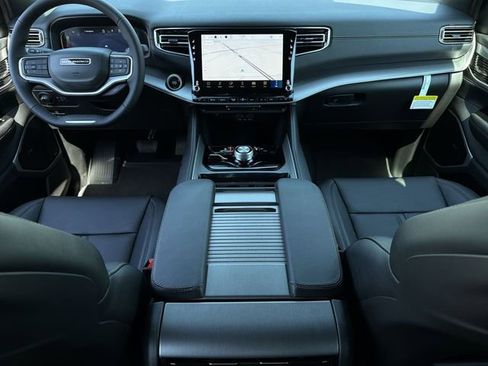 New 2026 Jeep Grand Wagoneer Limited AWD/4WD image 18