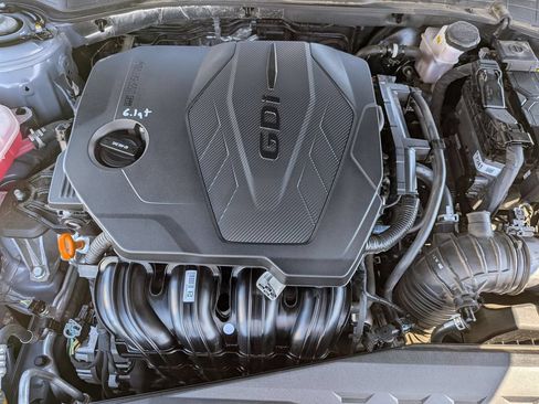 Used 2025 Hyundai Sonata SEL FWD image 34