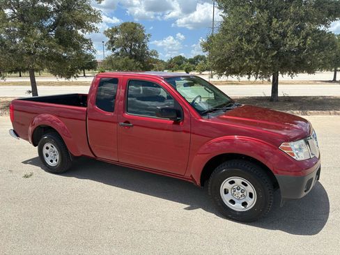 Used 2014 Nissan Frontier S RWD image 51