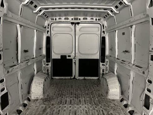 Used 2023 RAM ProMaster 2500 FWD image 14