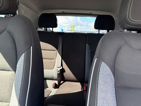 Used 2023 Chevrolet TrailBlazer LT FWD image 17