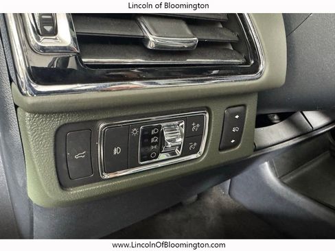 Used 2022 Lincoln Navigator L Black Label image 33