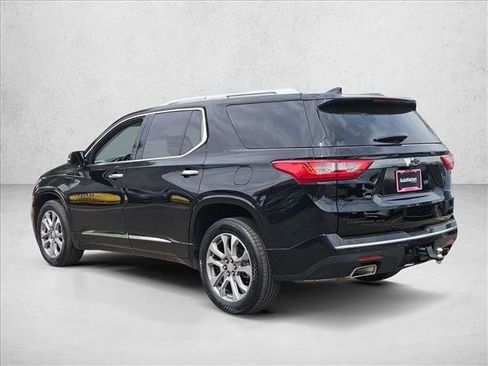 Used 2020 Chevrolet Traverse Premier w/ LPO, Blackout Package AWD/4WD image 7