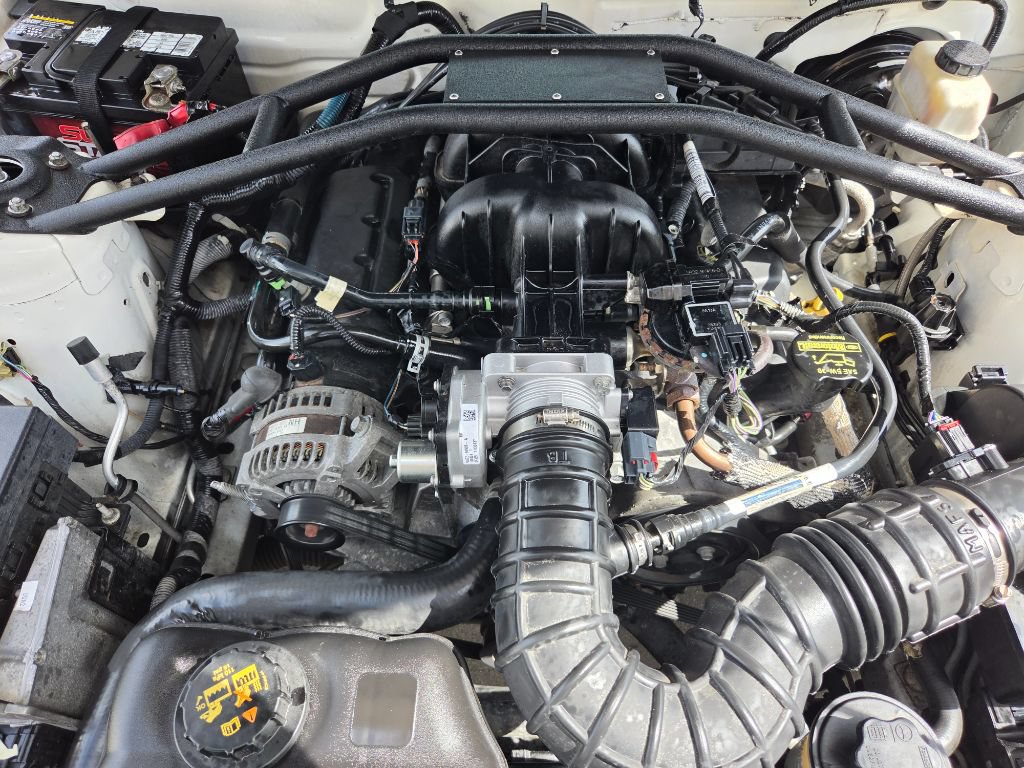 Used 2010 Ford Mustang Convertible RWD image 30