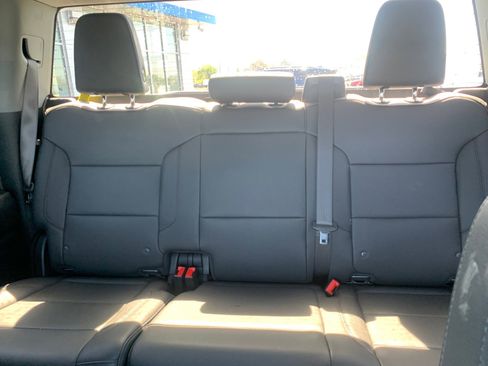 Used 2024 GMC Sierra 1500 Pro w/ Pro Value Package AWD/4WD image 16