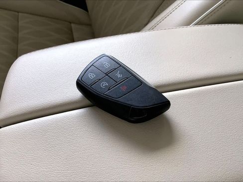 Used 2023 Buick Envision Avenir FWD image 15
