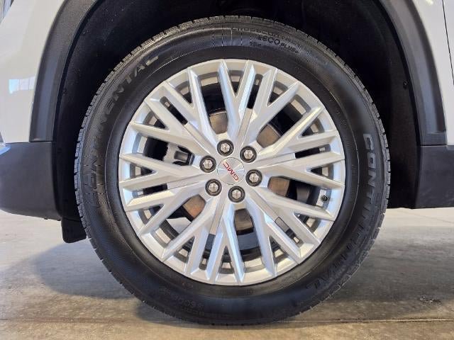 Used 2026 GMC Acadia Elevation w/ Elevation Premium Package FWD image 10