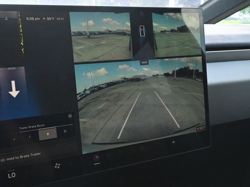 Used 2024 Tesla Cybertruck Cyberbeast AWD/4WD image 13