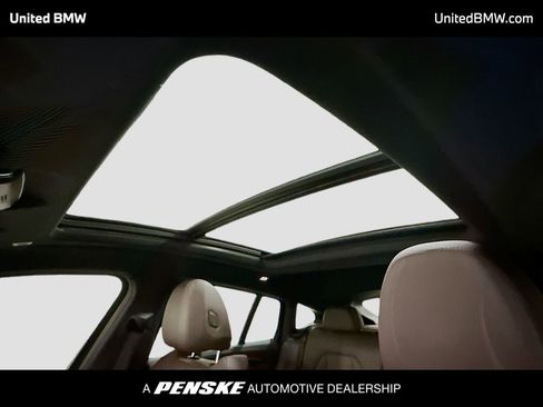 Used 2022 BMW X4 M40i image 12