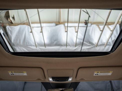 Used 2021 Acura TLX image 30