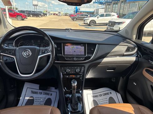 Used 2018 Buick Encore Premium w/ Experience Buick Package AWD/4WD image 12