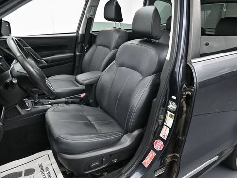 Used 2018 Subaru Forester 2.5i Touring w/ Popular Package #3B AWD/4WD image 11