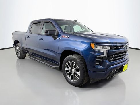 Used 2023 Chevrolet Silverado 1500 RST AWD/4WD image 4