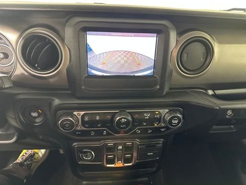 Used 2021 Jeep Wrangler Unlimited Sport image 22