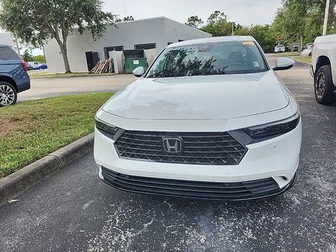 Used 2024 Honda Accord EX-L image 12