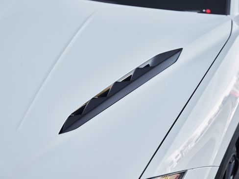 Used 2024 Lamborghini Urus S image 9