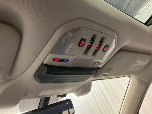 Used 2020 Subaru Ascent Touring w/ Popular Package #2A image 23