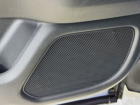 Used 2025 Honda Pilot Sport image 22