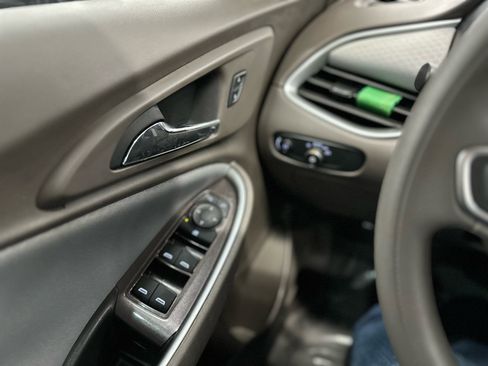 Used 2024 Chevrolet Malibu LS image 22