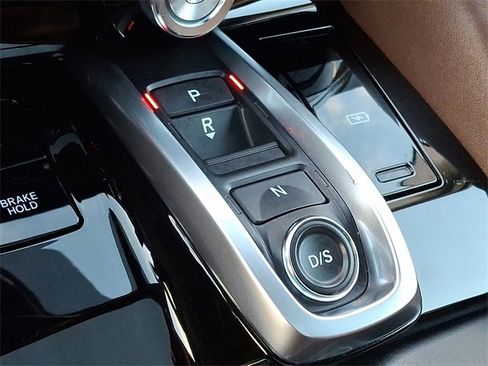 Used 2024 Acura MDX SH-AWD w/ Technology Package image 17