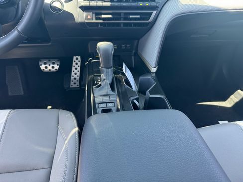 New 2026 Toyota Camry SE FWD image 11