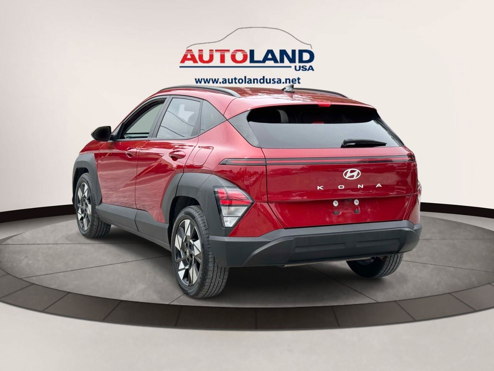 Used 2024 Hyundai Kona SEL FWD image 5