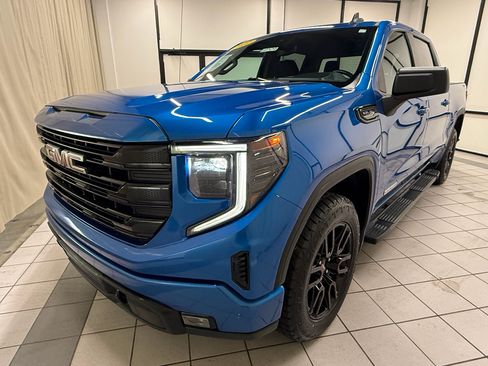 Used 2022 GMC Sierra 1500 Elevation AWD/4WD image 10