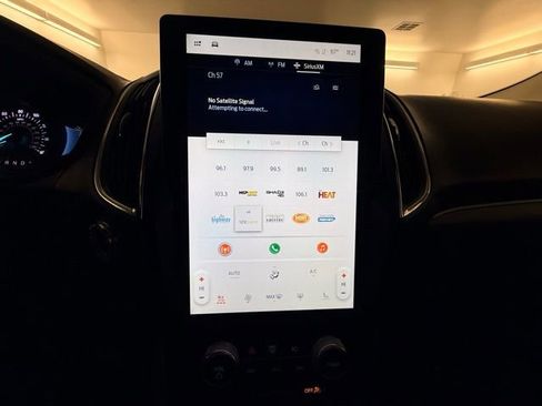 Used 2024 Jeep Compass Latitude w/ Sun and Sound Group image 58