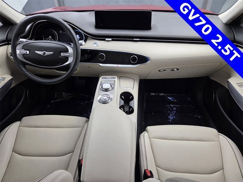 Used 2023 Genesis GV70 2.5T w/ Advanced Package image 23