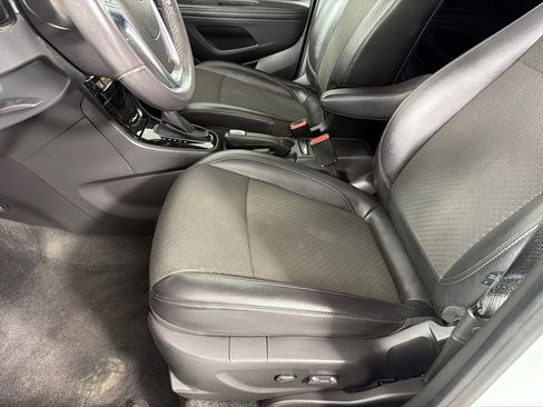 Used 2019 Buick Encore Preferred FWD image 11
