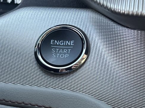 New 2025 Ford Explorer Active w/ Active Comfort Package image 5